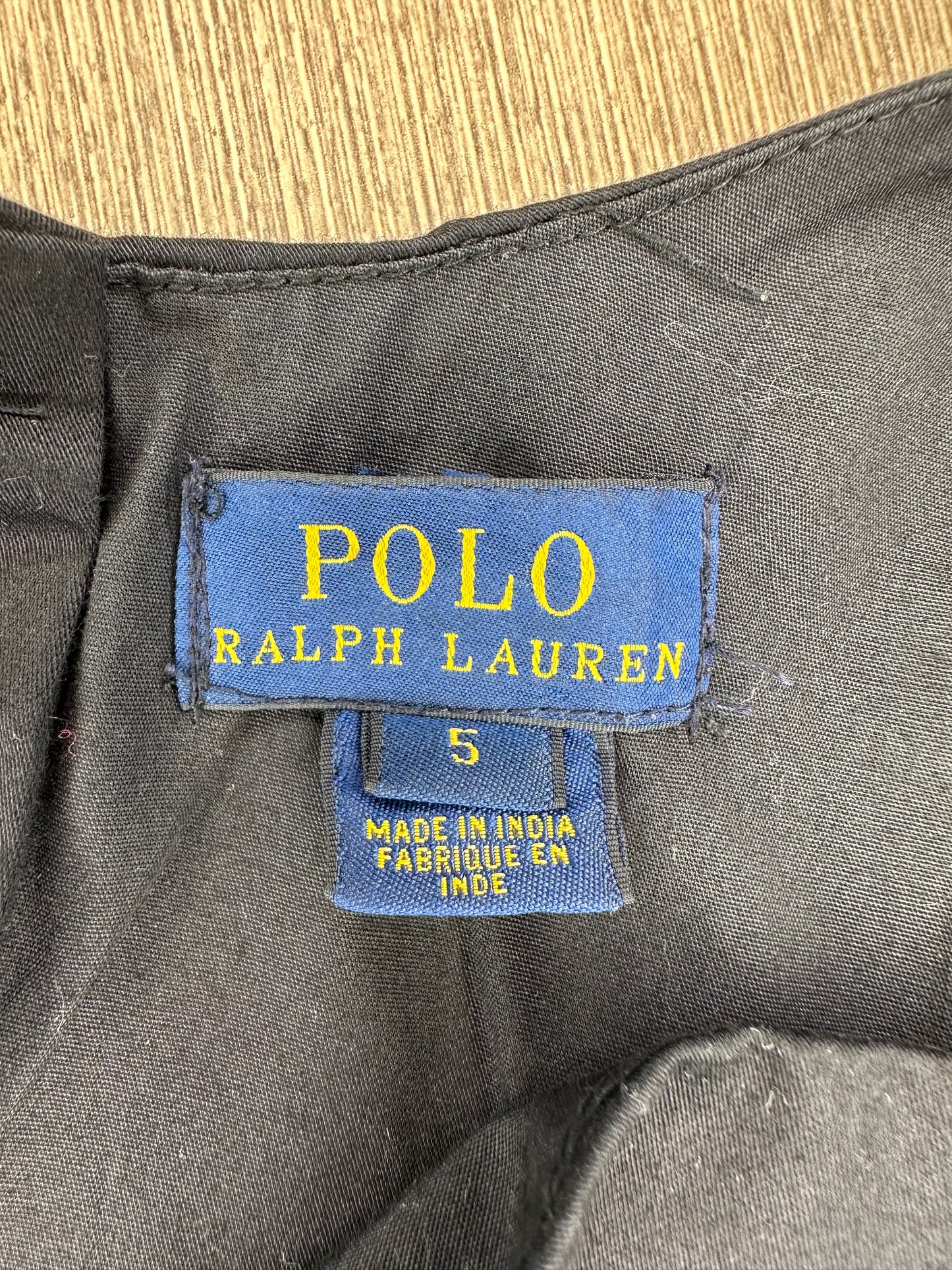 Vestido de niña Polo Ralph Lauren🏇 Color negro con lazo rojo y negro Talla 5