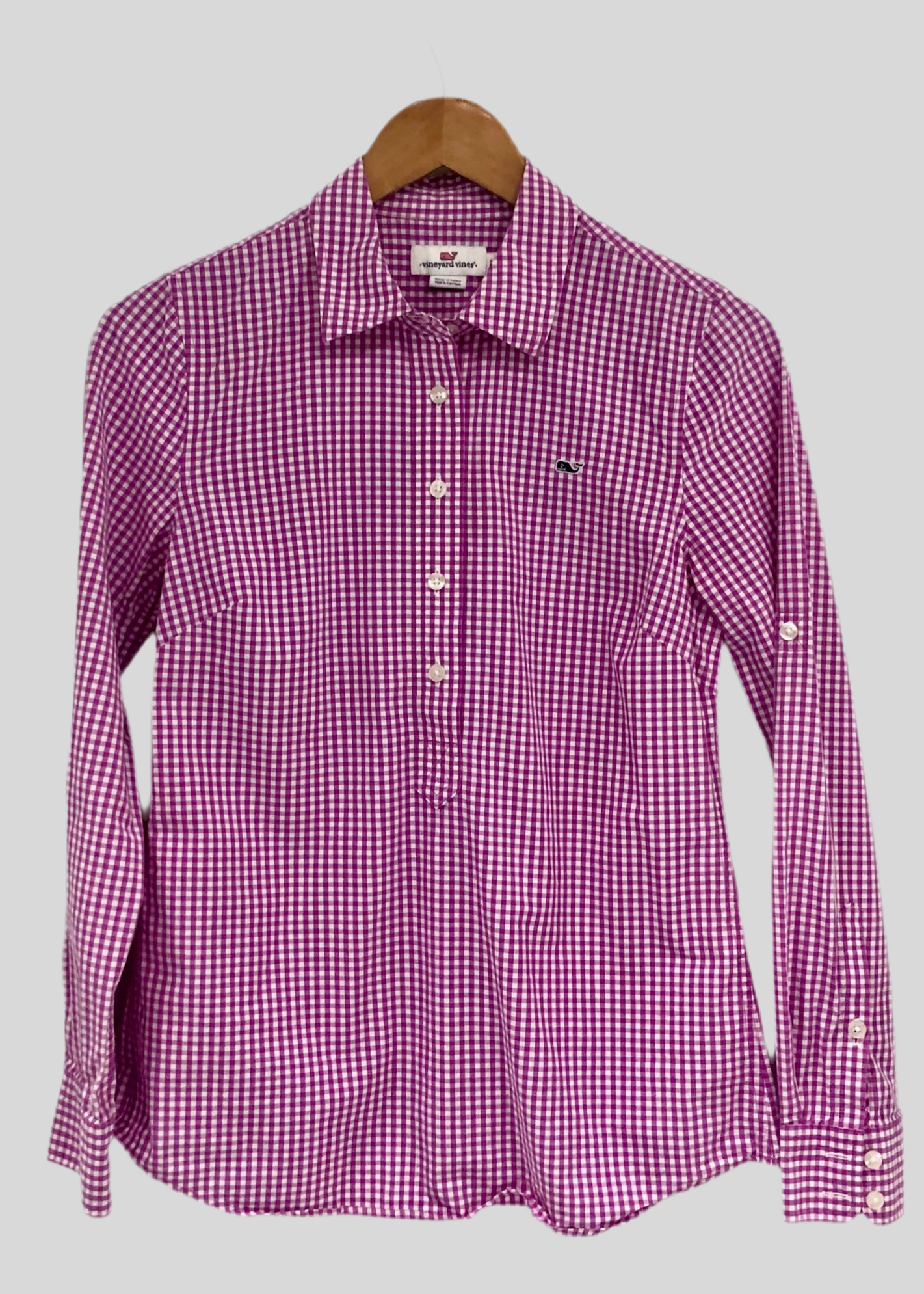 Camisa de mujer Vineyard Vines 🐳 con patrón de cuadros en violeta y blanco Talla XS (2) Entalle Regular