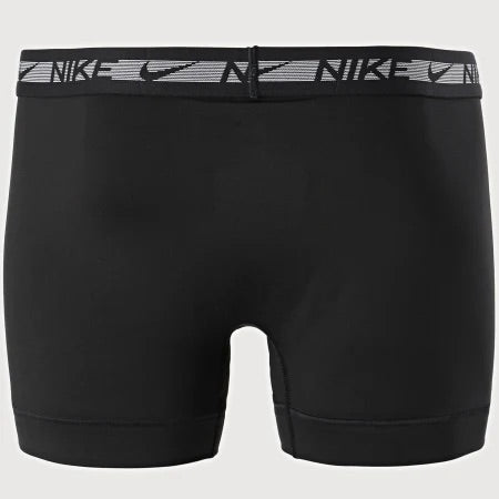 Paquete de 3 Calzoncillos tipo Boxer Nike Dri-Fit Ultra Stretch Micro - Tela dry-fit en color negro Talla XXL