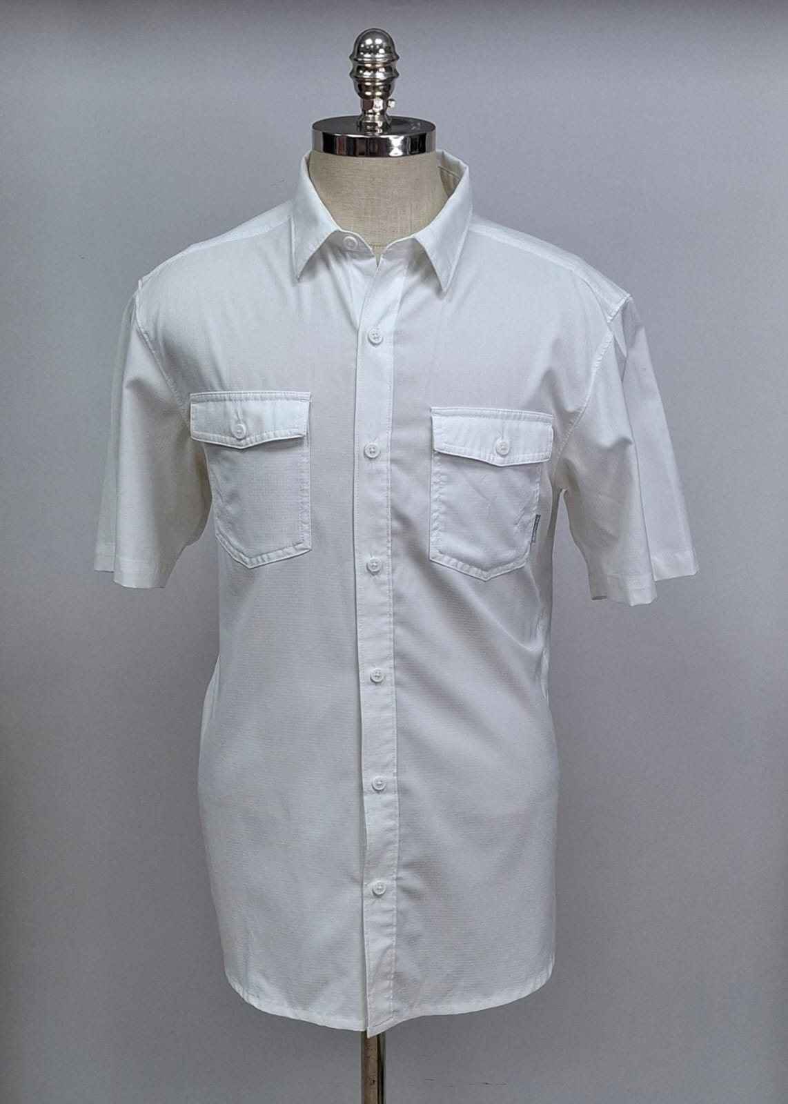 Camisa Columbia 🔹color blanco con Omni Shade Manga corta Talla M