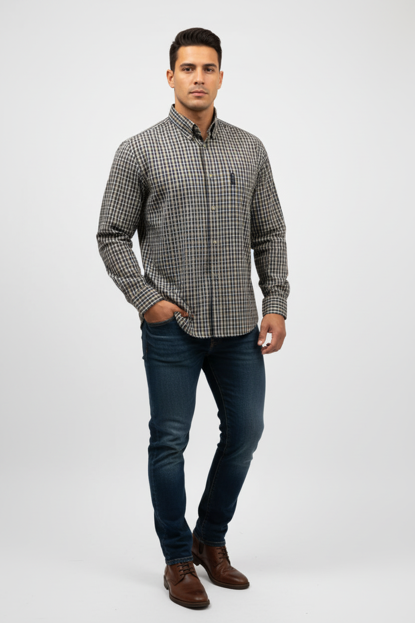 Camisa de botones Columbia 🔹 con patrón de cuadros en color azul, kaki y blanco Talla L