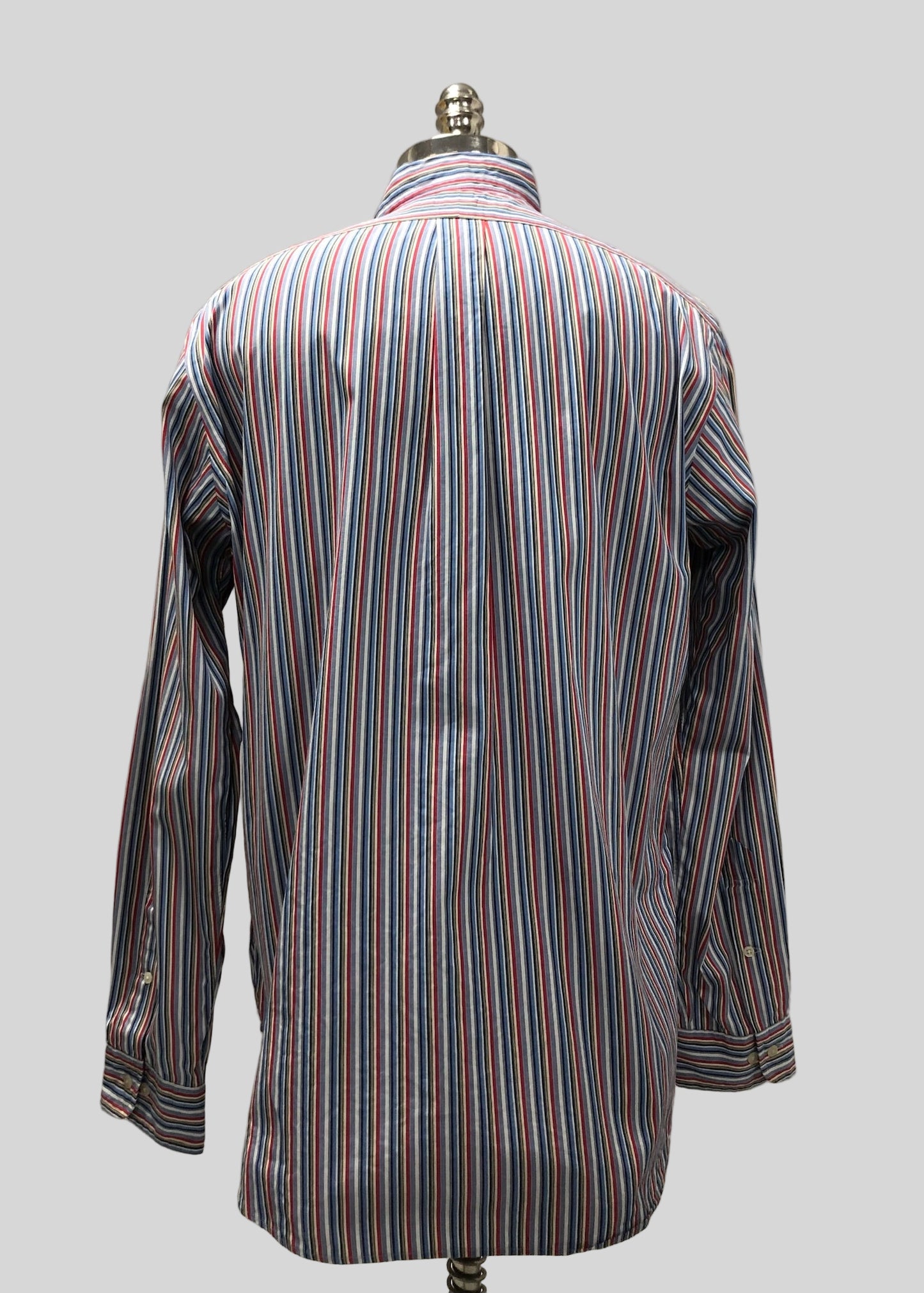 Camisa Polo Ralph Lauren 🏇🏼 de rayas en color rojo, azul y blanco Talla L Entalle Clásico