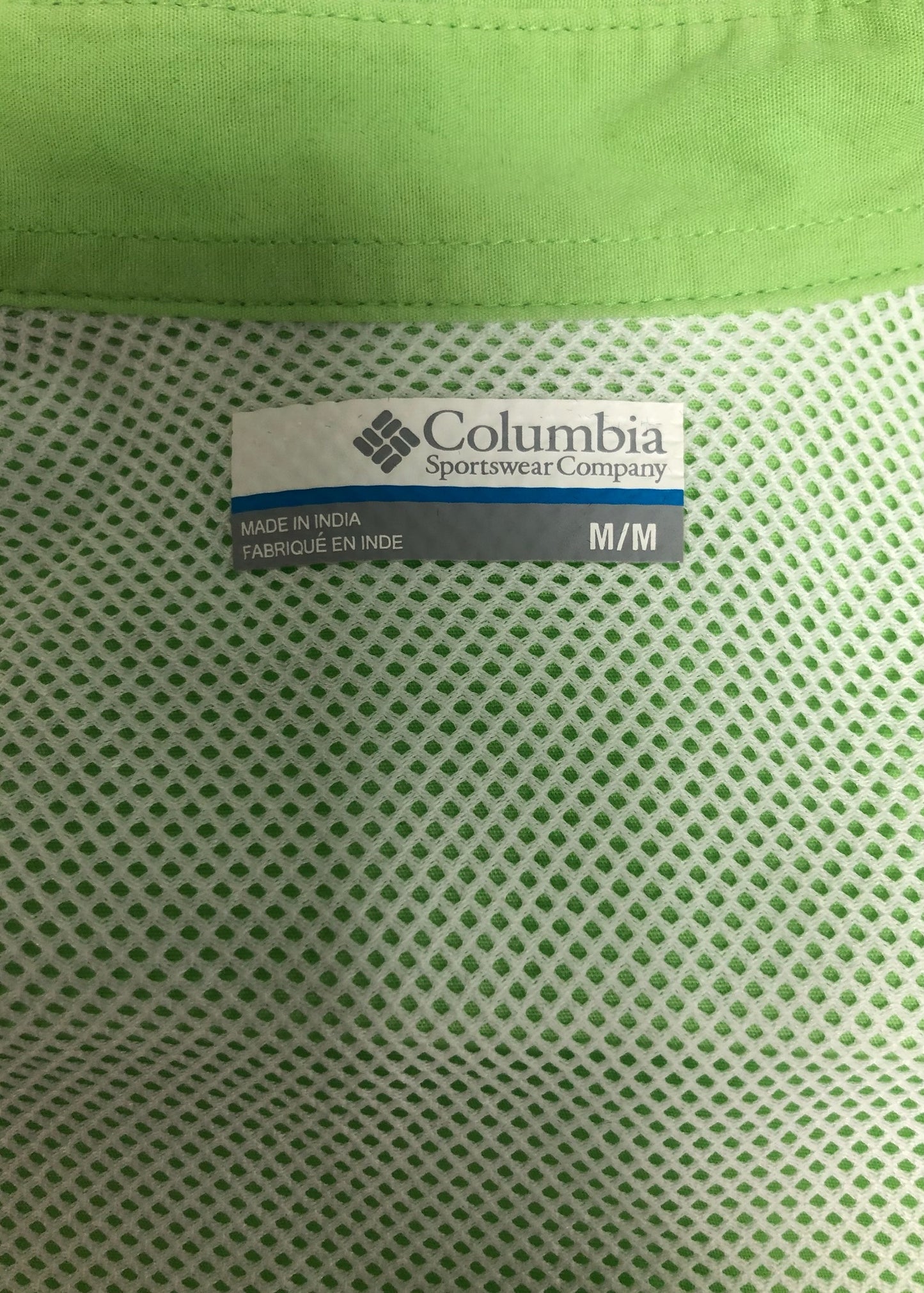 Camisa Columbia 🔹Modelo Superhead color verde intenso con Omni Shade Manga larga Talla L