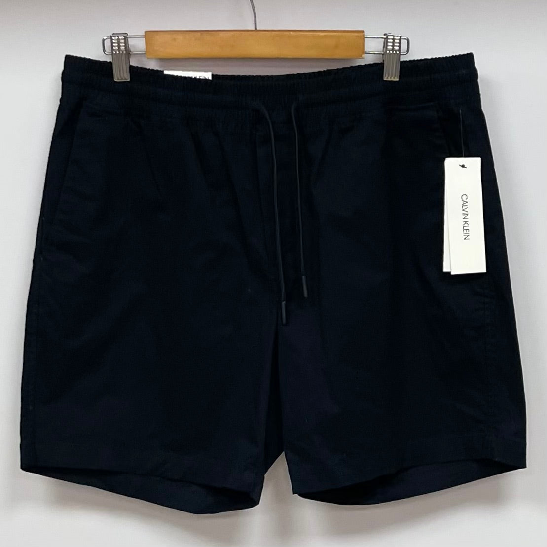 Short Casual Calvin Klein 🇺🇸 color negro talla XL