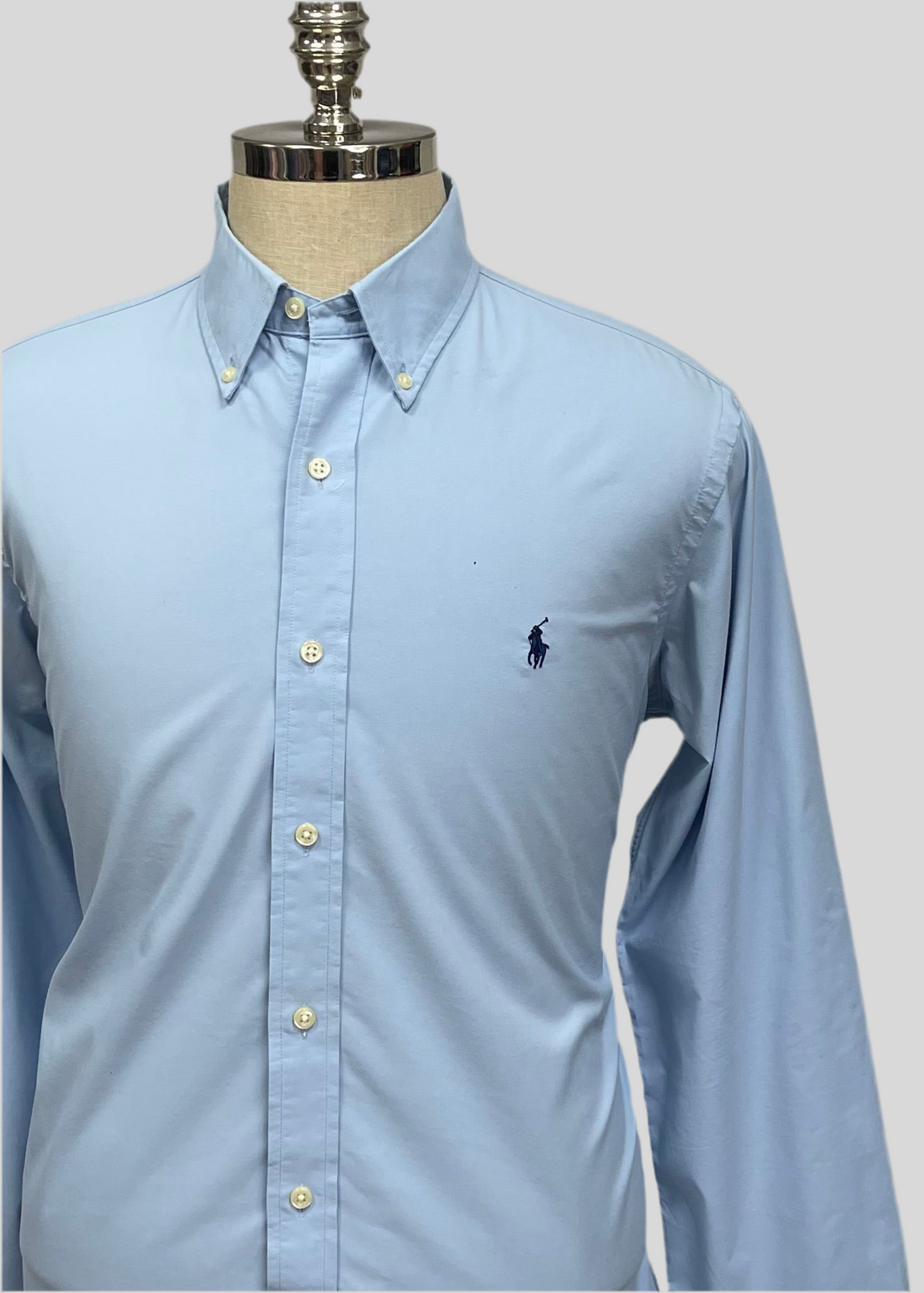 Camisa de botones Polo Ralph Lauren 🏇🏼 en color celeste Talla L Entalle Regular