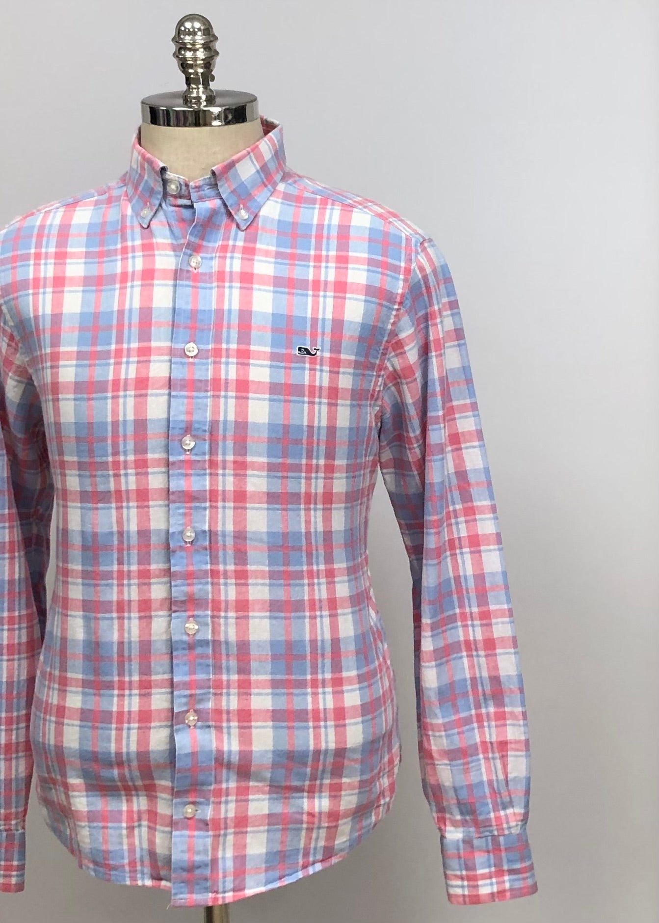 Camisa de botones Vineyard Vines 🐳 De Lino color blanco con patrón de cuadros en rosado y celeste Talla M Entalle Slim Fit