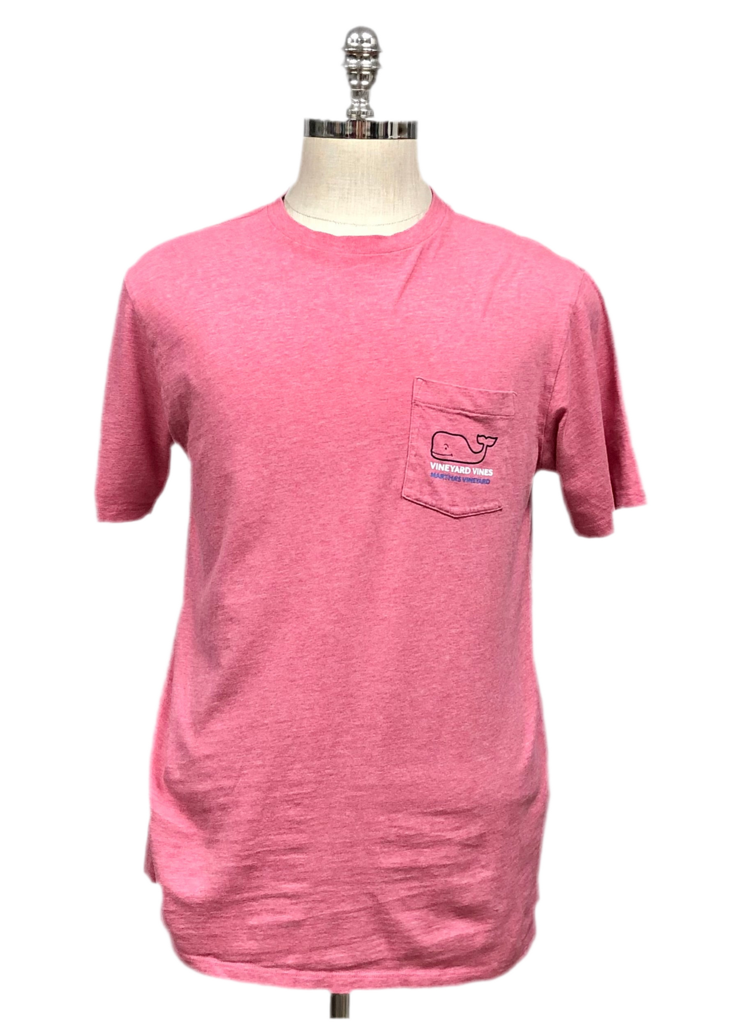 Camiseta de bolsillo Vineyard Vines 🐳 color rosado con Diseño Marthas Vineyard Talla Medium