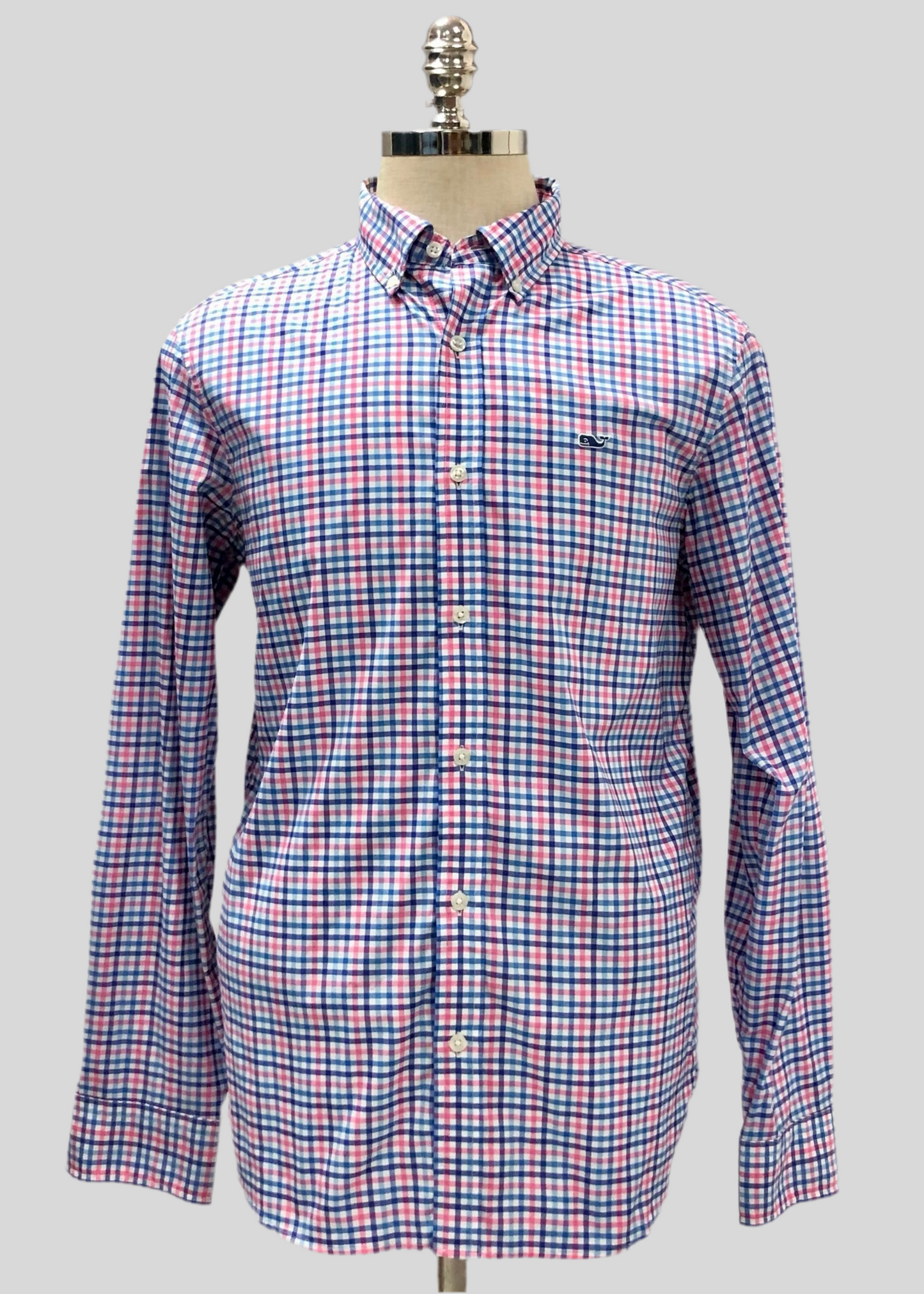 Camisa de botones Vineyard Vines 🐳 Performance de cuadros en color rosado, azul y blanco Talla M Entalle Clásico