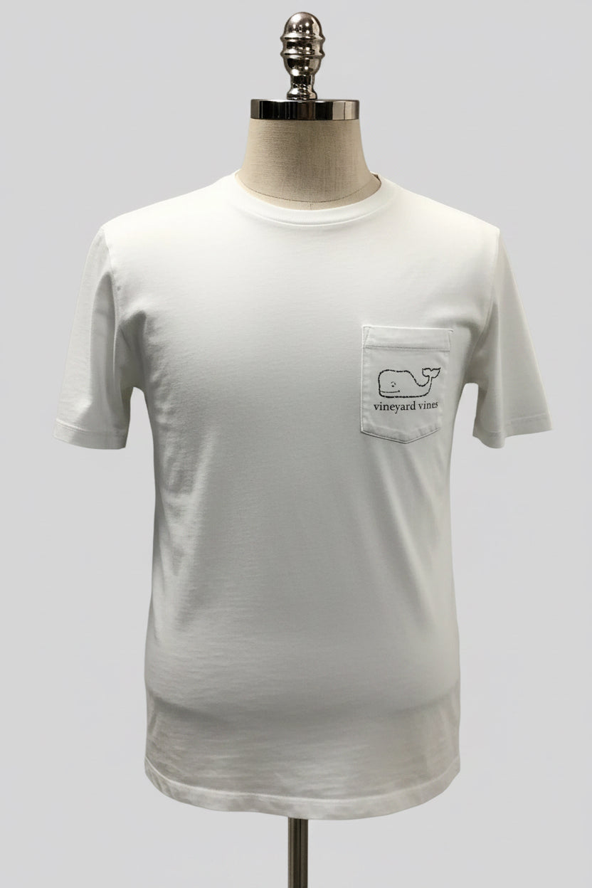 Camiseta cuello redondo Vineyard Vines 🐳 color blanco con diseño de ballena en azul navy Talla S (ver descripción)