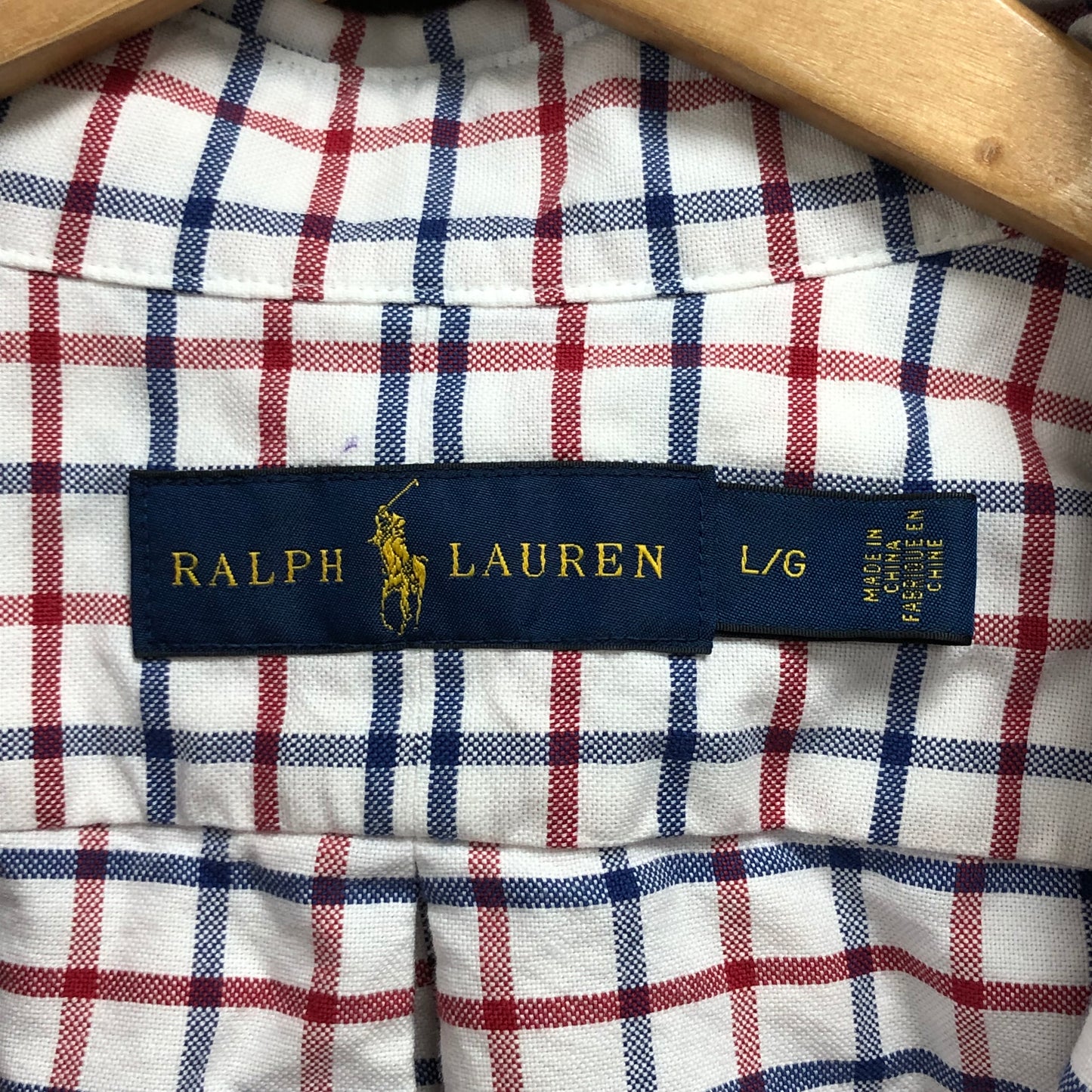 Camisa Polo Ralph Lauren 🏇🏼 Oxford color blanco con patron de cuadros en color rojo y azul navy Talla L Entalle Regular