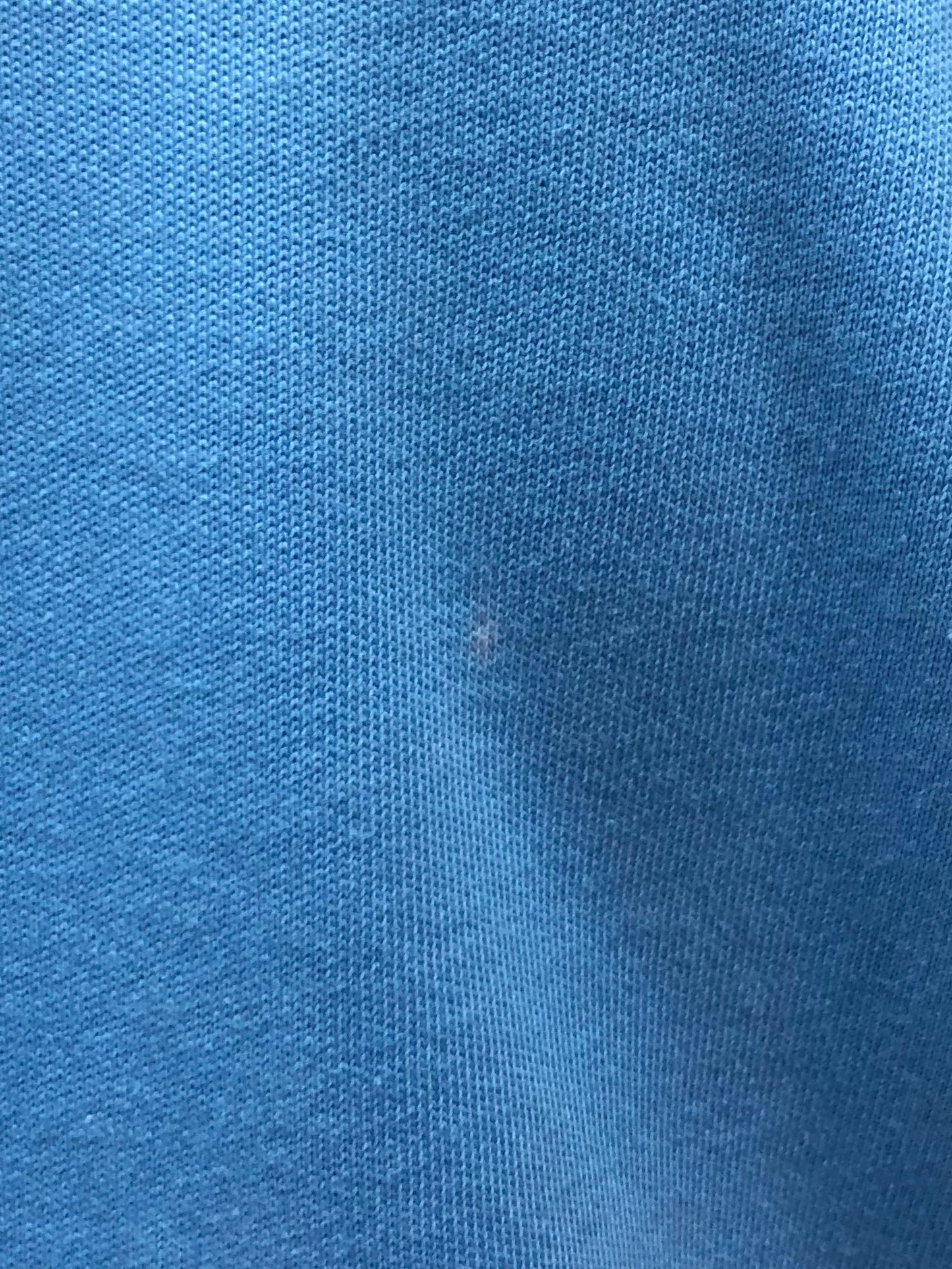 Sueter Jersey Vineyard Vines 🐳 color celeste con logo azul navy Tela algodón Pima Talla M (ver descripción)