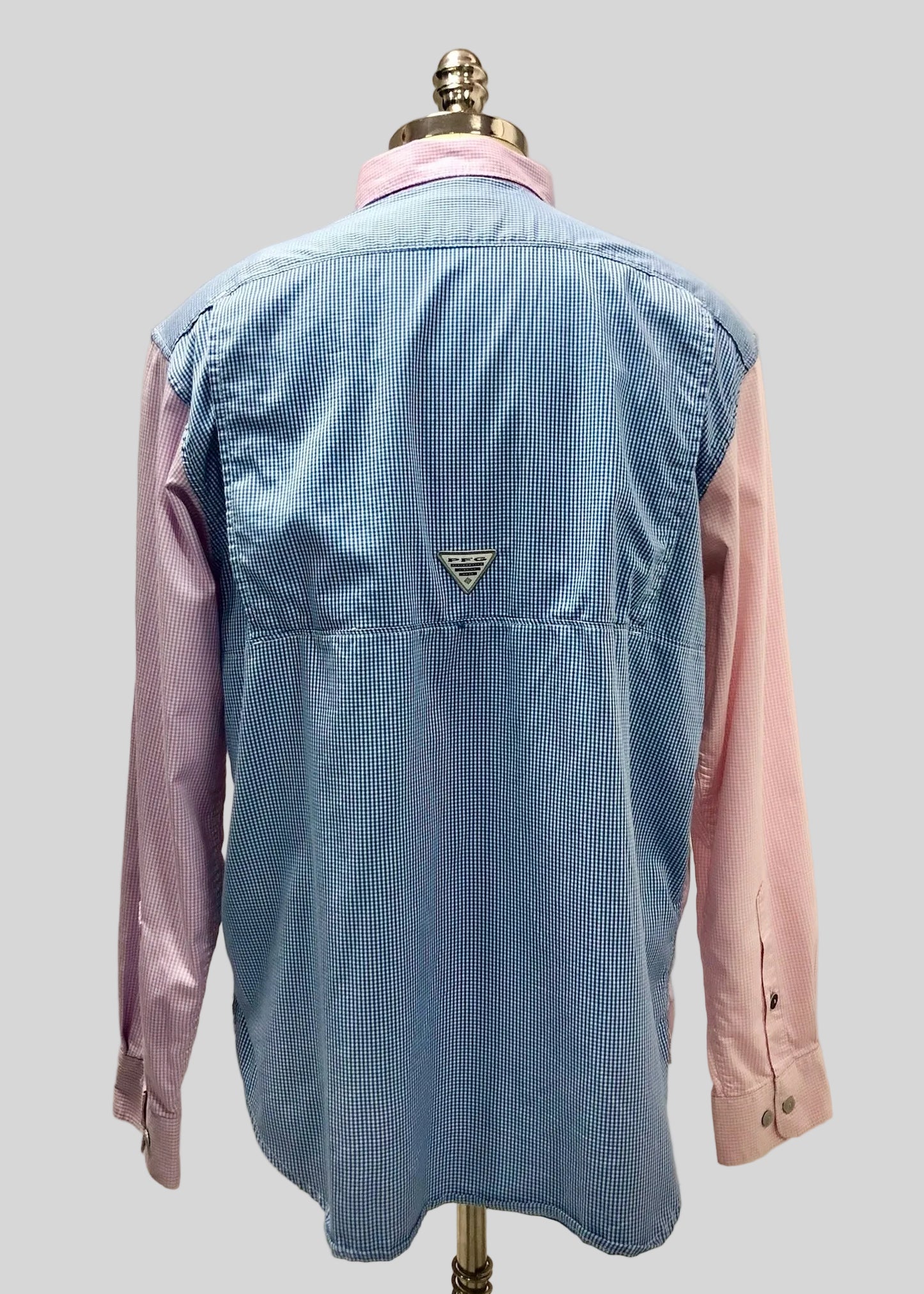 Camisa Columbia 🔹 De cuadros en color lila, rosado y azul Talla L