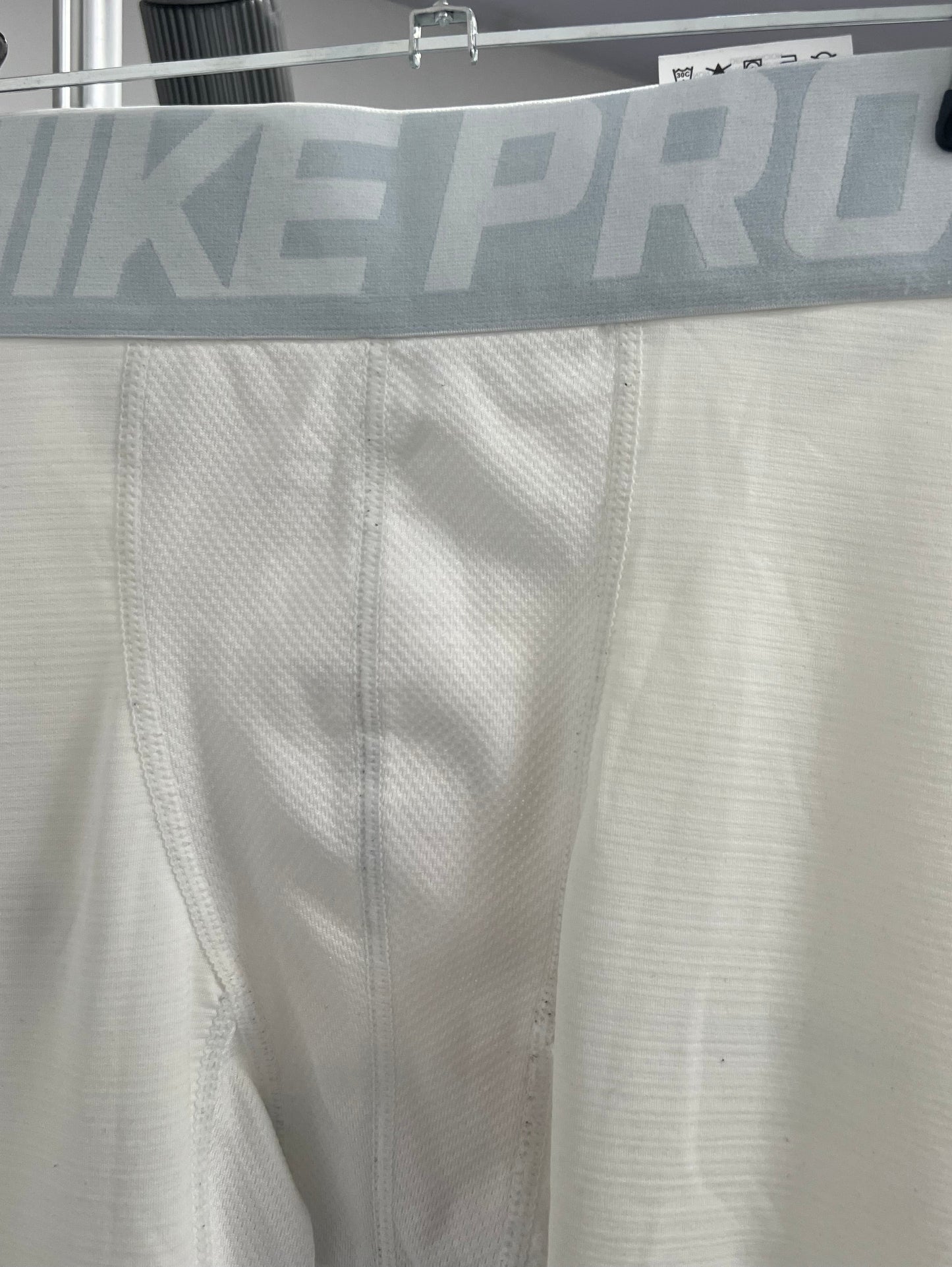 Malla de entrenamiento licra Nike ✔️ Pro Dri-FIT para hombre en Color blanco cintura gris Talla M