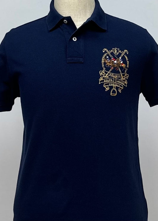 Camiseta Polo Ralph Lauren 🏇🏼color azul navy con logo de escudo dorado Talla M Entalle Custom Slim Fit