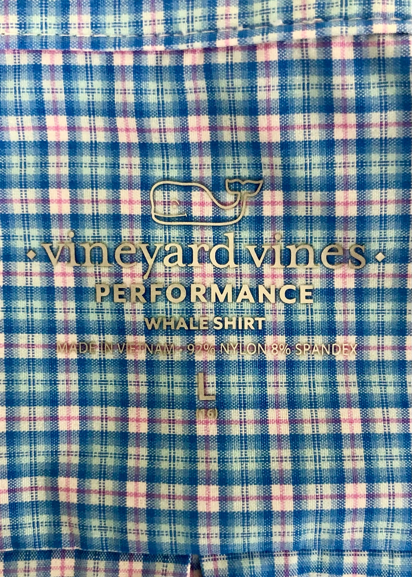 Camisa de niño Vineyard Vines 🐳 Performance de cuadros en color rosado y celeste Talla L Entalle Regular
