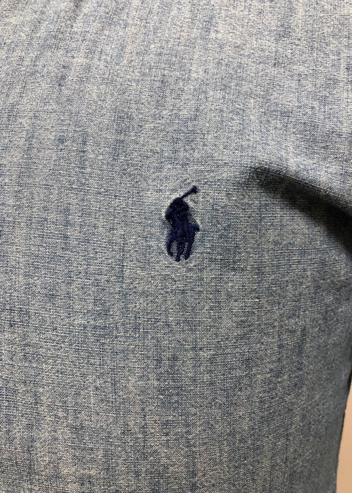 Camisa Polo Ralph Lauren 🏇🏼 de jeans en color celeste Talla M Entalle Clásico