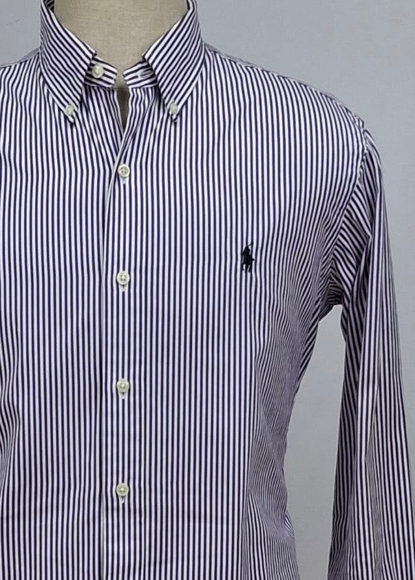 Camisa Polo Ralph Lauren 🏇🏼 con patron de rayas en color morado y blanco Talla M Entalle Custom Fit