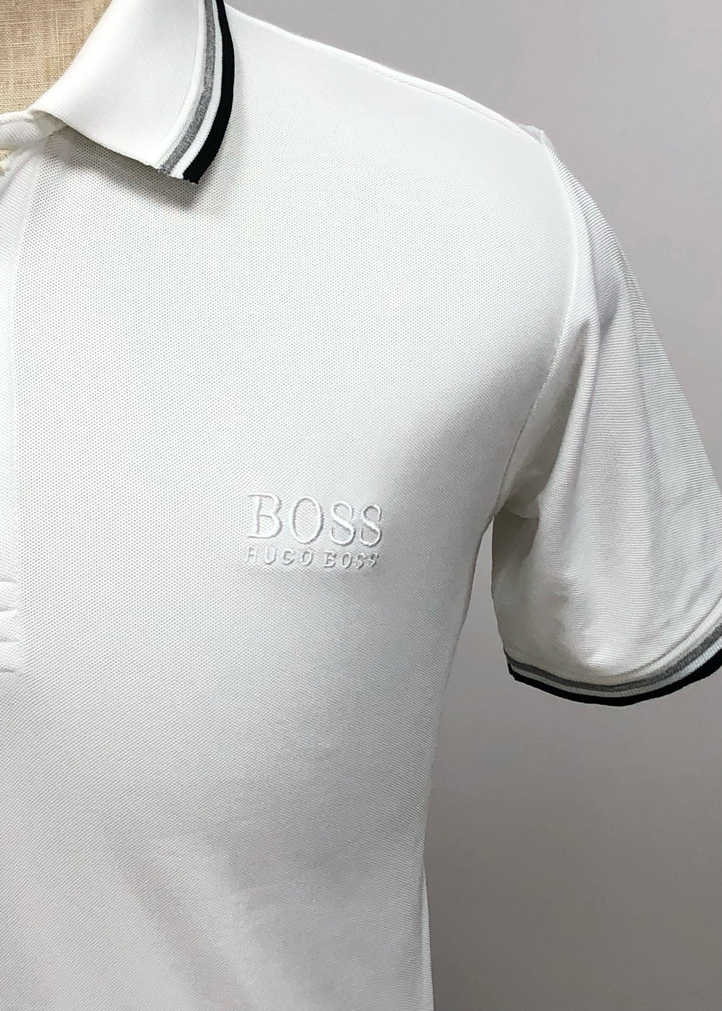 Camiseta Polo Hugo Boss color blanco Talla M Entalle Regular