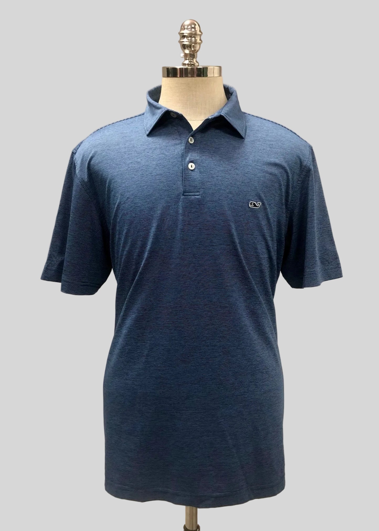 Camiseta Polo Vineyard Vines 🐳 Performance con rayas en azul y blanco Talla L Entalle Regular