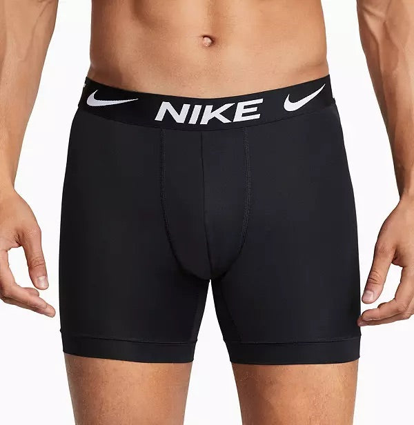 Paquete de 3 Calzoncillos tipo Boxer Nike Essential Micro - Tela dry-fit en Talla S y M