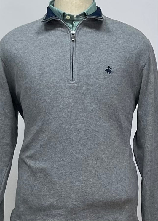 Sueter Jersey Brooks Brothers 🐑 color gris oscuro con logo celeste Talla M