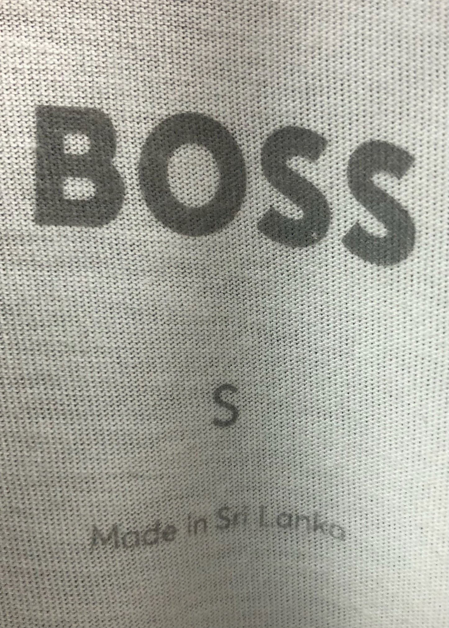 Camiseta cuello redondo Hugo Boss 🇩🇪 Tela algodón color blanco Talla S