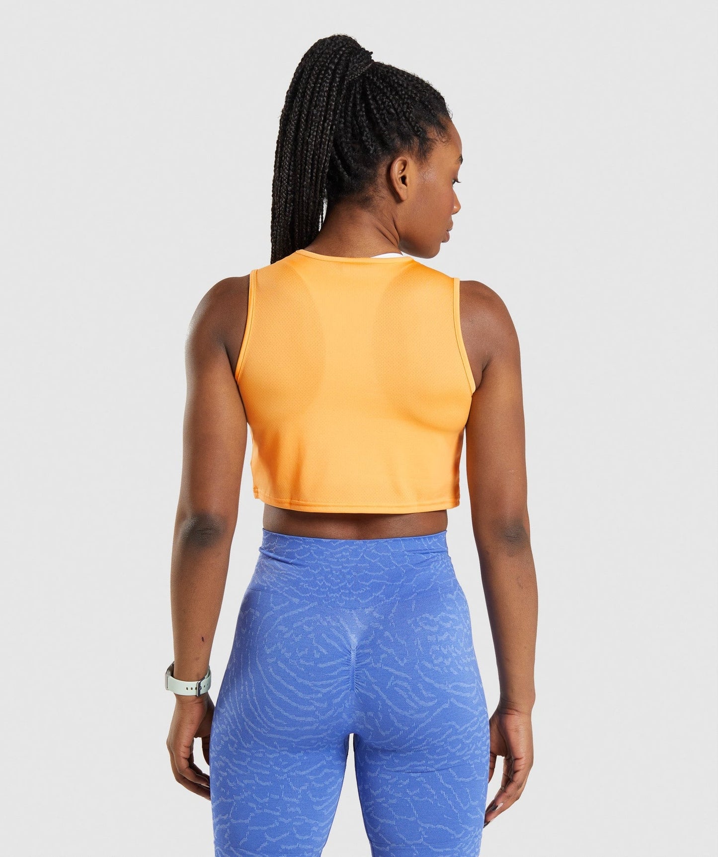 Camiseta crop top de mujer Gymshark Performance en color mostaza Talla L