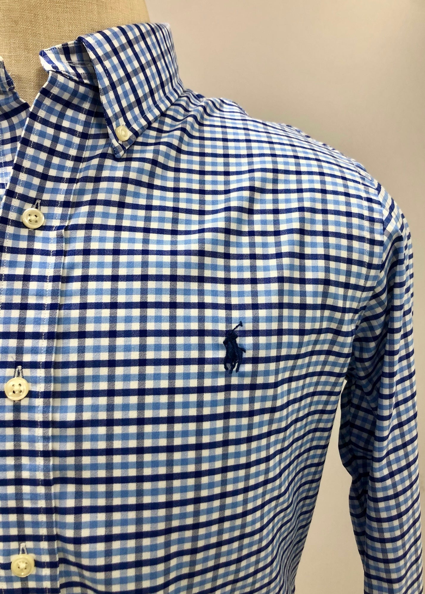 Camisa Polo Ralph Lauren 🏇🏼 Performance color blanco de cuadros azul y celeste Talla M Entalle Clásico