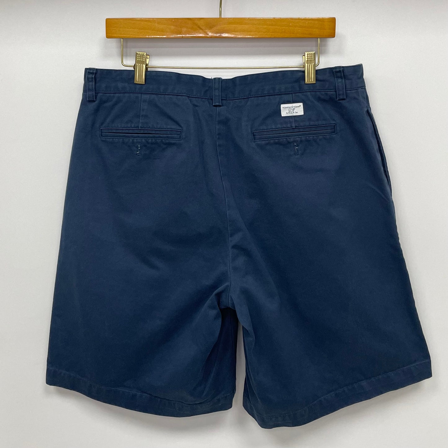 Short Casual Vineyard Vines 🐳 color azul navy talla 35