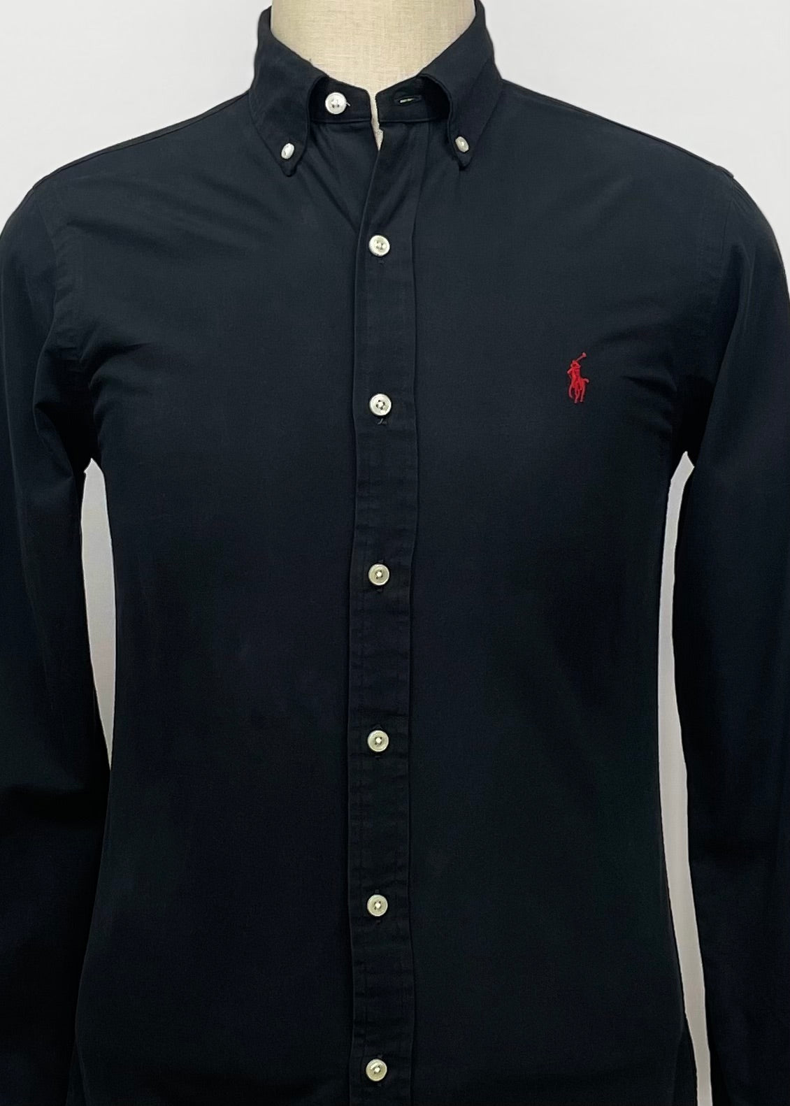 Camisa de botones Polo Ralph Lauren 🏇🏼 en color negro Talla S Entalle Slim Fit