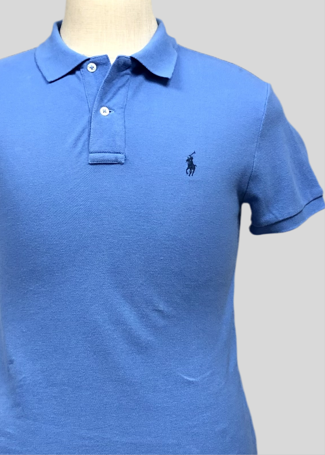 Camiseta de mujer Polo Ralph Lauren 🏇🏼 color celeste oscuro Talla M Entalle Clásico