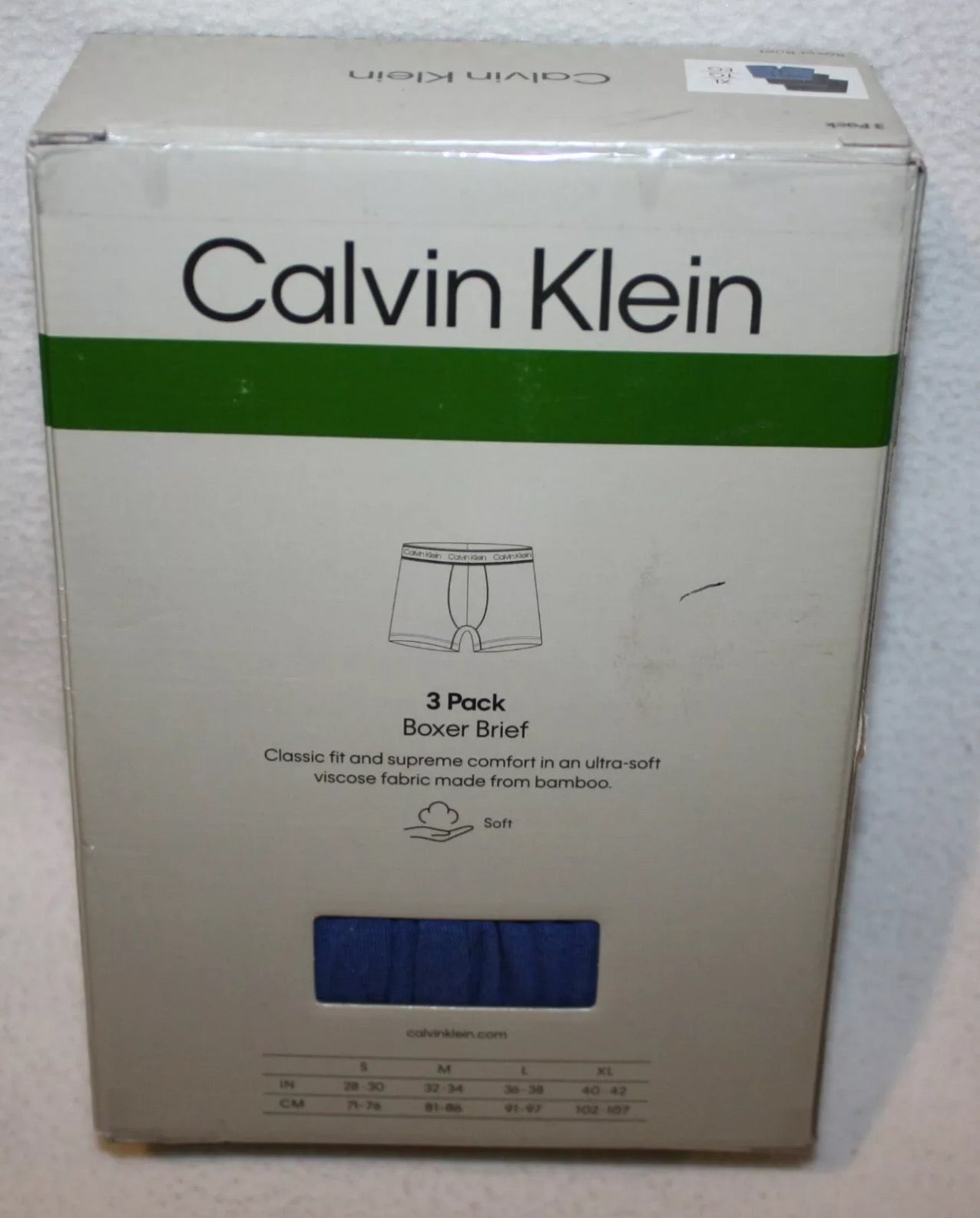 Paquete de 3 Calzoncillos tipo Boxer Calvin Klein The Ultimate Comfort en color azul, verde y negro - Tela ligera en Talla XL