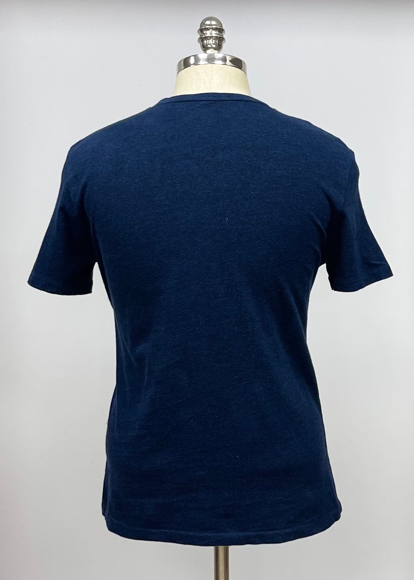 Camiseta cuello Redondo Polo Ralph Lauren 🏇🏼 color azul oscuro manga corta Talla Medium Entalle Regular