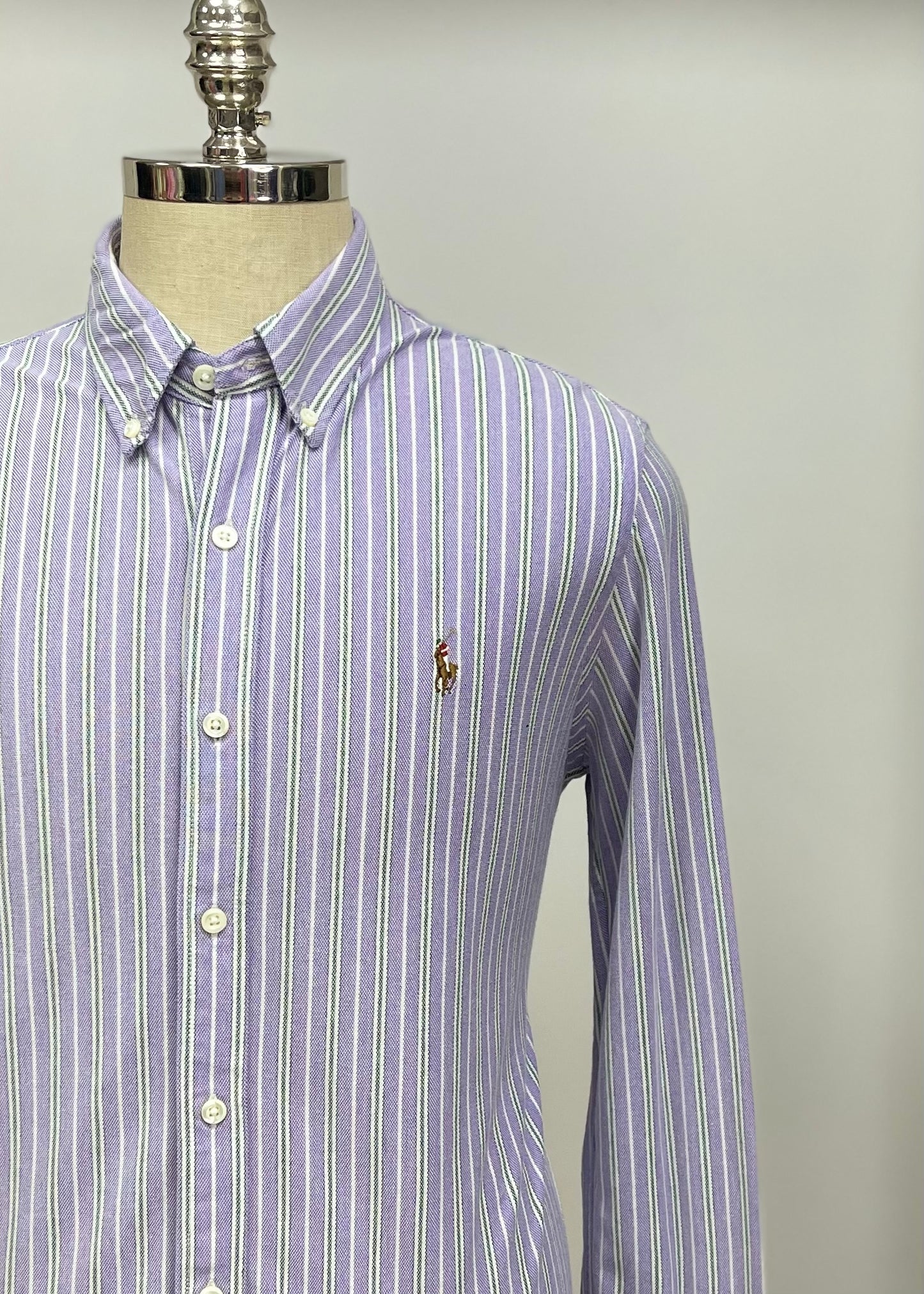 Camisa Polo Ralph Lauren 🏇🏼 Tela camiseta (Knit Oxford) de rayas en color morado, verde y blanco Talla XL Entalle Regular