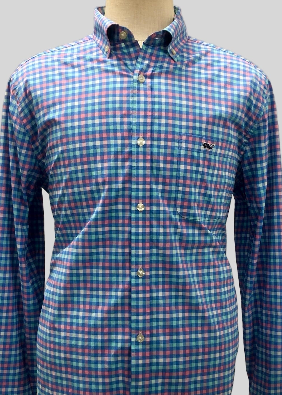 Camisa Vineyard Vines 🐳 Performance de cuadros en color rosado, celeste y blanco Talla L Entalle Clásico