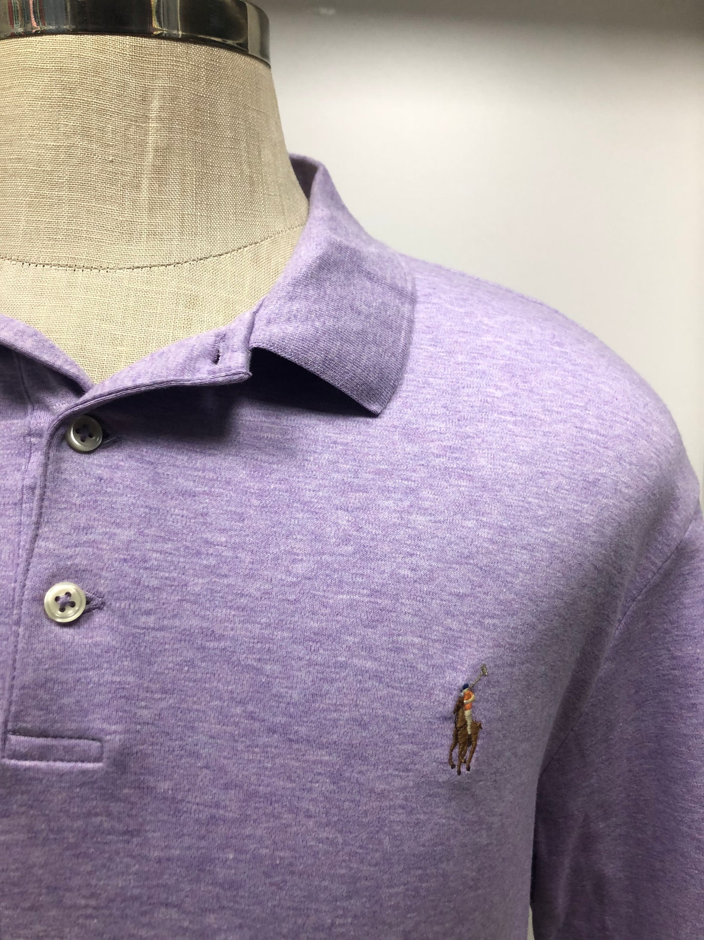 Camiseta Polo Ralph Lauren 🏇🏼 color morado claro Talla XL Entalle Regular