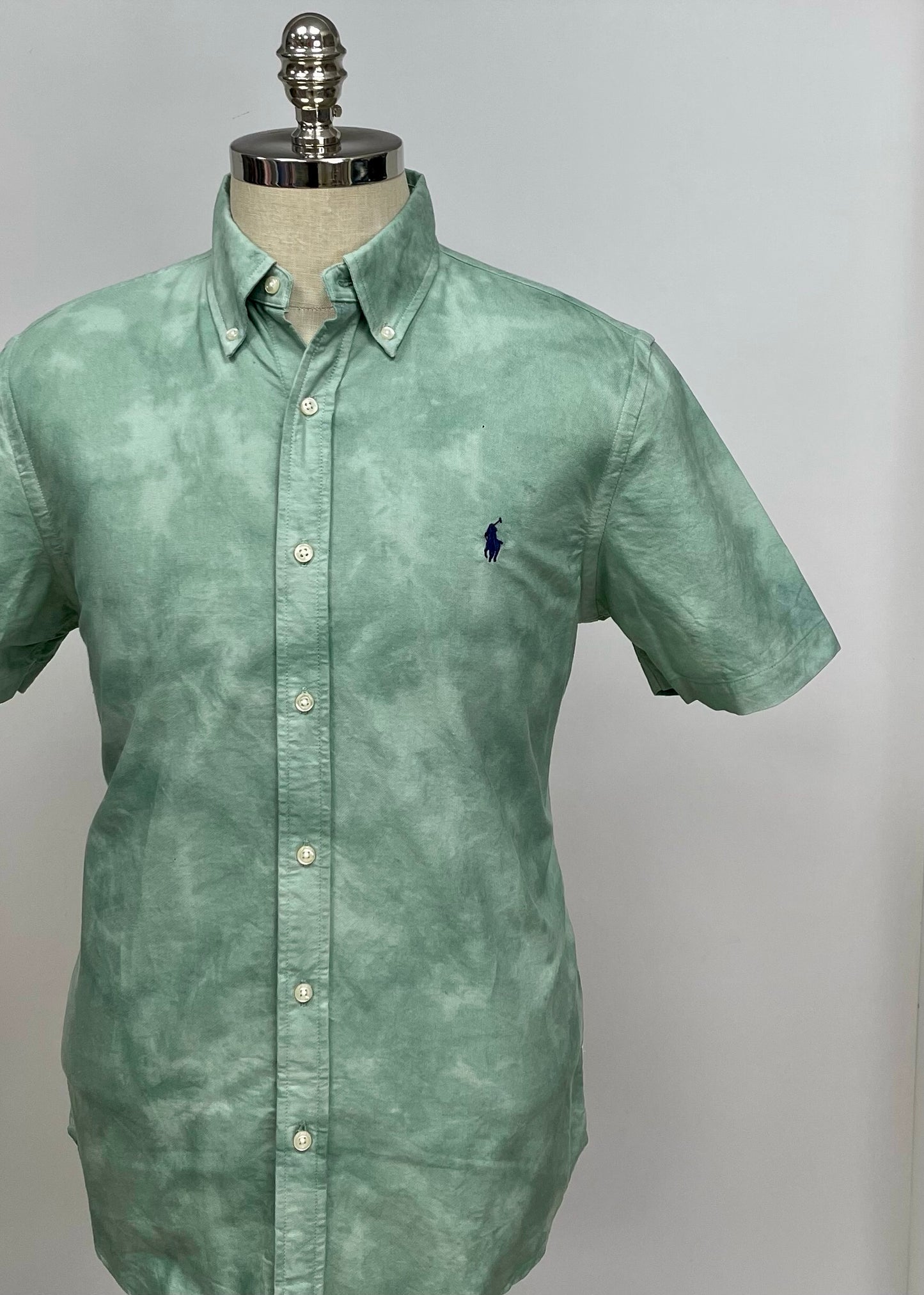 Camisa de botones Polo Ralph Lauren 🏇🏼 Oxford con diseño tie dye en color verde Talla L Entalle Slim Fit