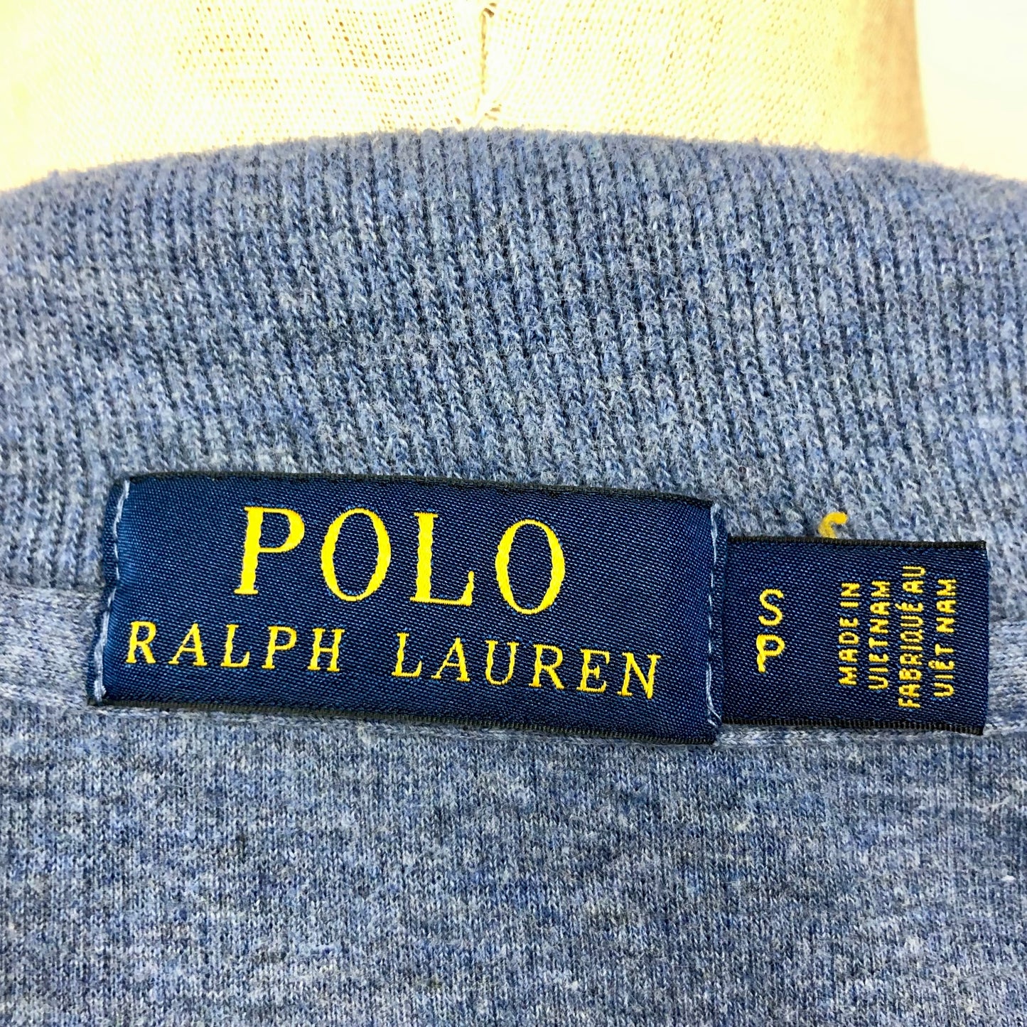Sueter Jersey Polo Ralph Lauren 🏇🏼 color azul claro con logo en azul Talla S