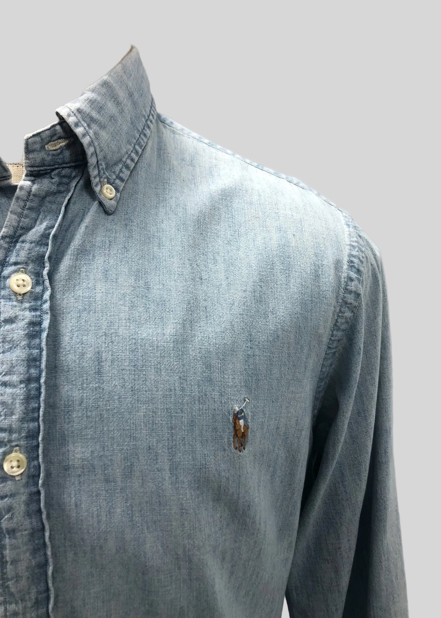 Camisa de botones Polo Ralph Lauren 🏇🏼 de jeans en color celeste Talla L Entalle Regular