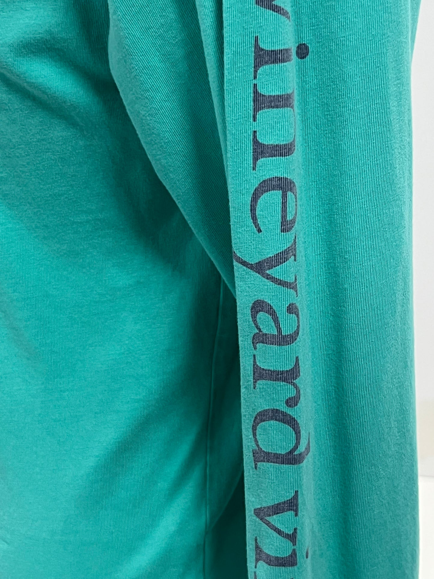 Camiseta cuello redondo Vineyard Vines 🐳 color turquesa con logo de velero Talla M (ver descripción)
