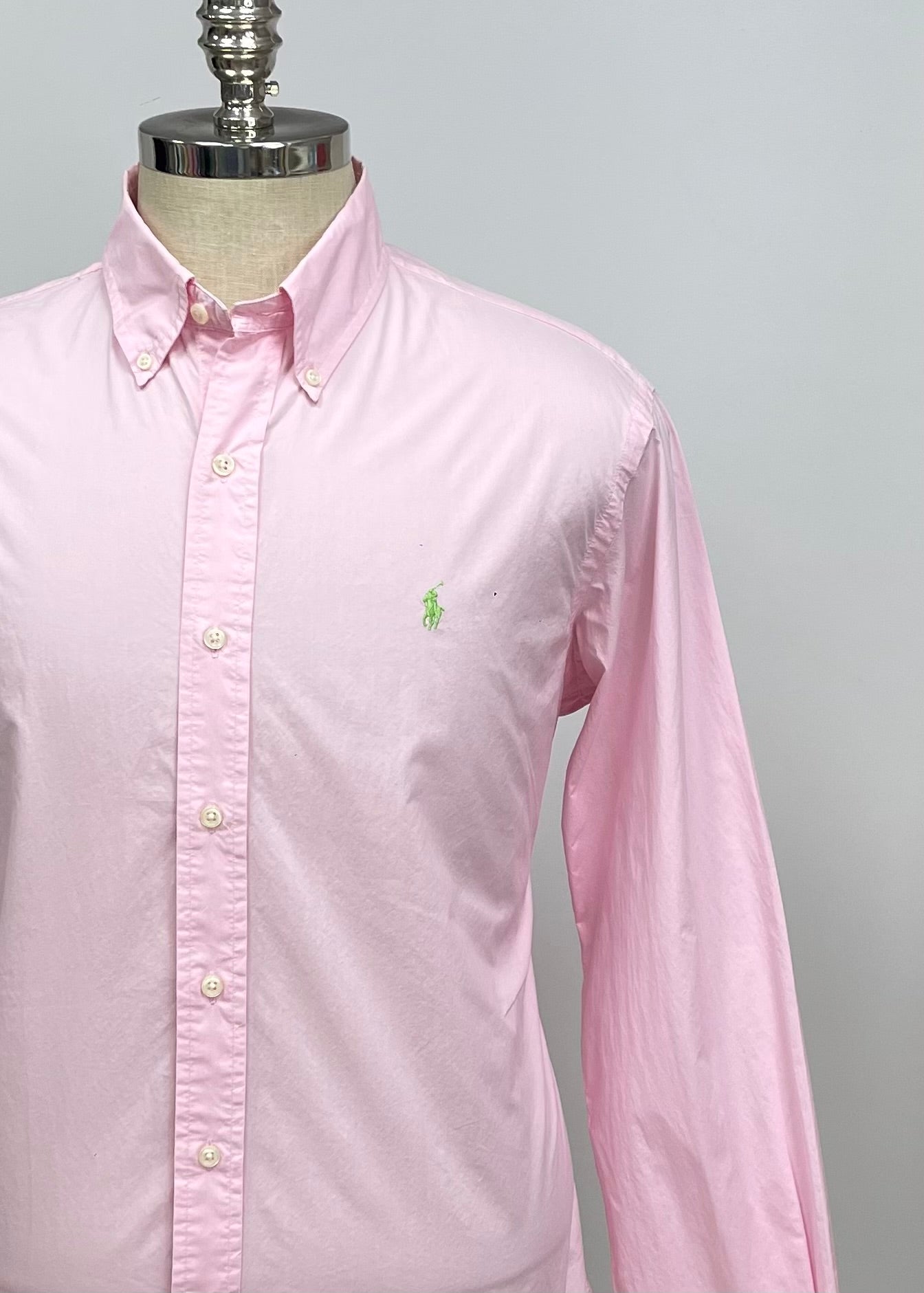 Camisa de botones Polo Ralph Lauren 🏇🏼 en color rosado claro Talla M Entalle Custom Fit