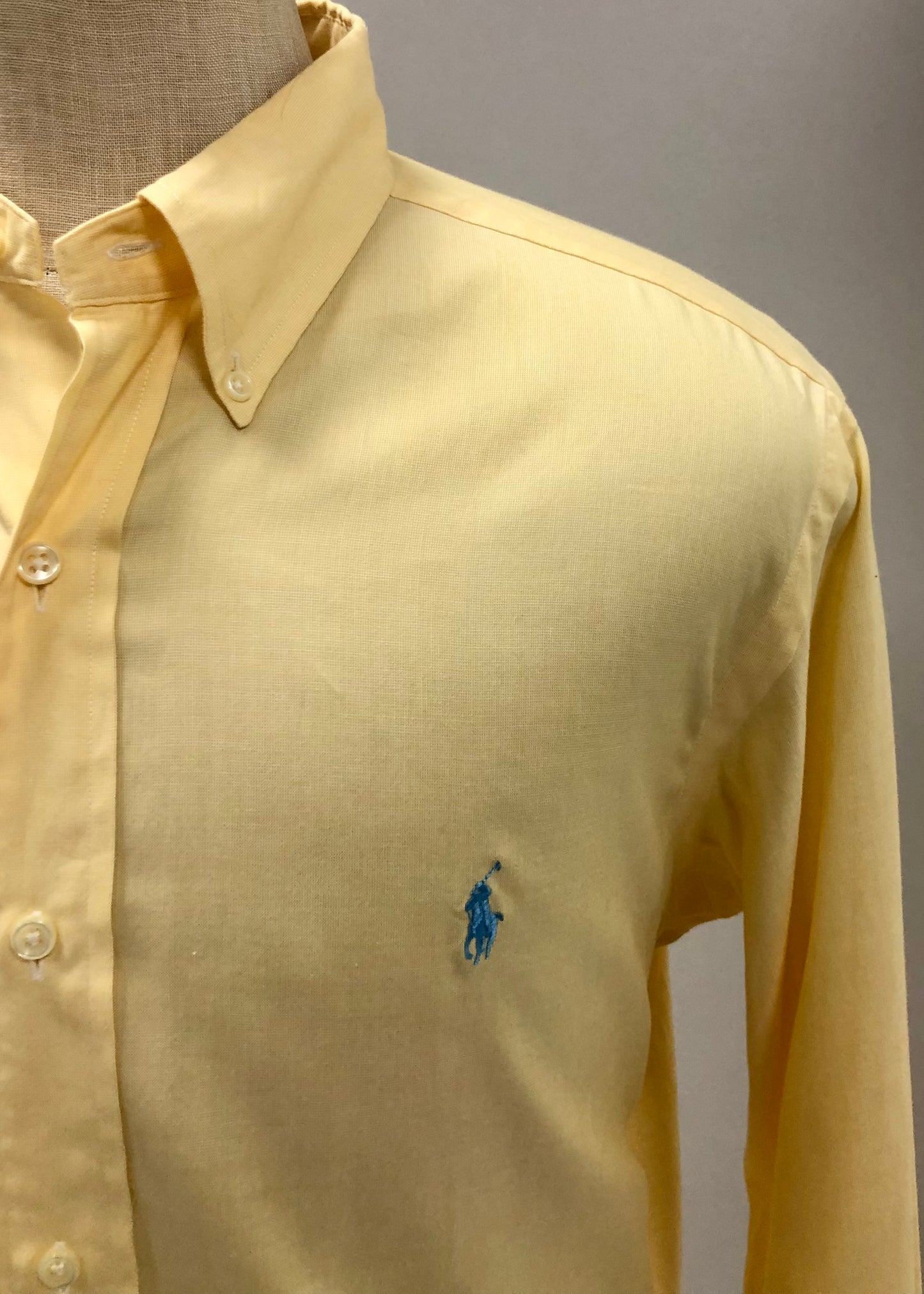 Camisa de botones Polo Ralph Lauren 🏇🏼 en color amarillo claro Talla L Entalle Clásico (ver descripción)