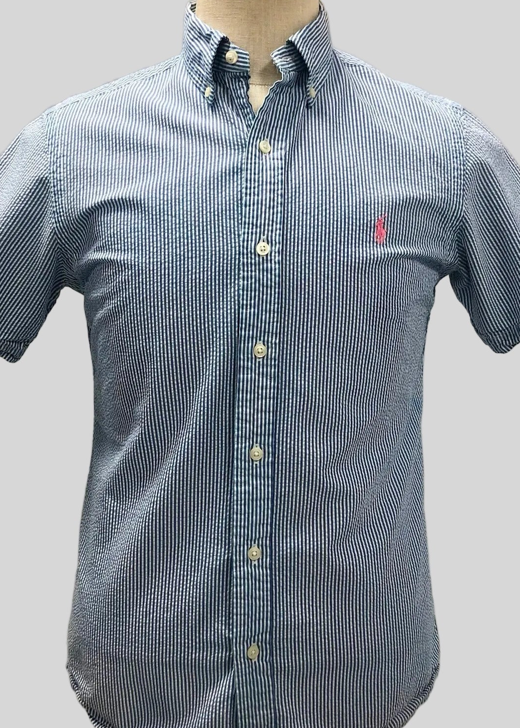 Camisa Polo Ralph Lauren 🏇🏼 Seersucker de rayas en color azul y blanco Talla S Entalle Regular