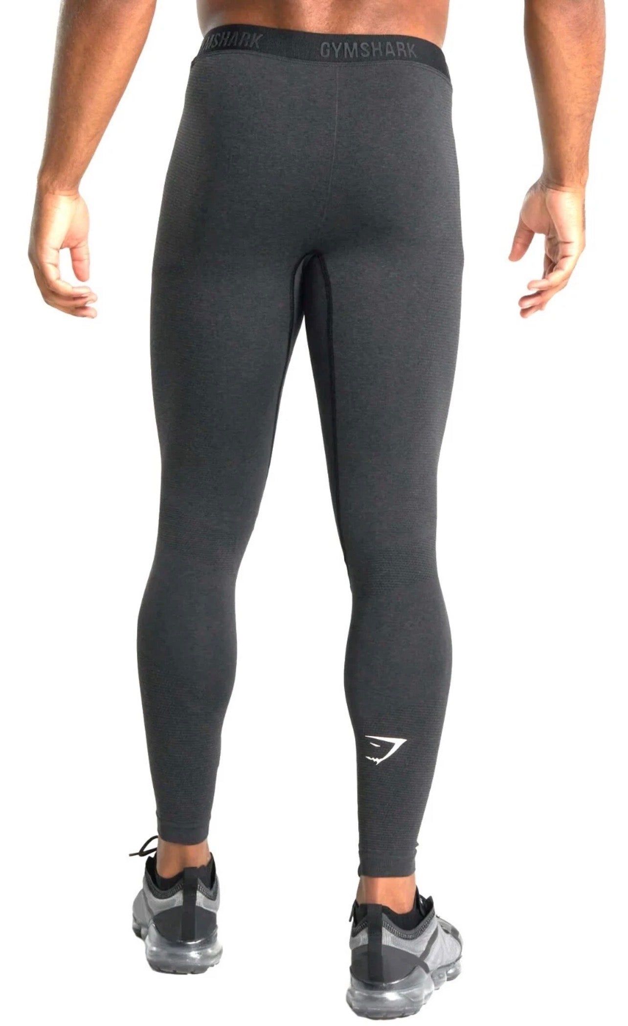 Malla de entrenamiento Gymshark 🏋🏽 para hombre en Color negro y logo en blanco Talla L