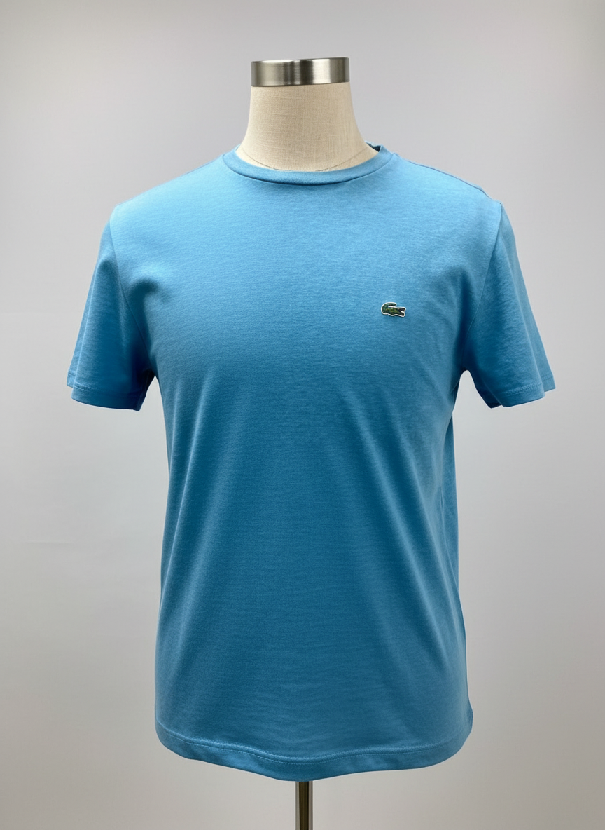 Camiseta cuello Redondo Lacoste 🐊 color azul con el logo bordado tradicional Talla Small