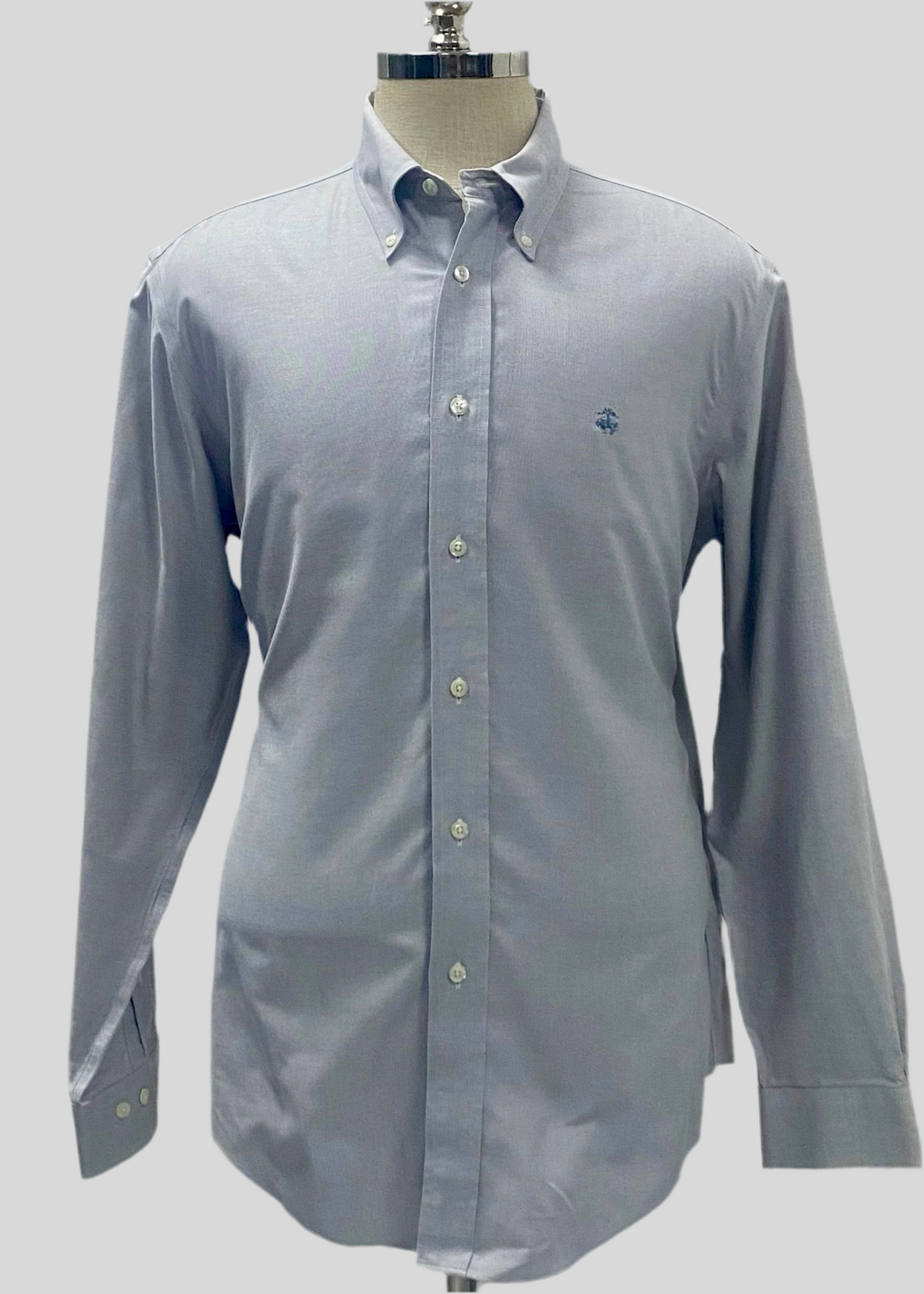 Camisa Brooks Brothers 🐑 color gris claro tornasol Talla L Entalle Regular