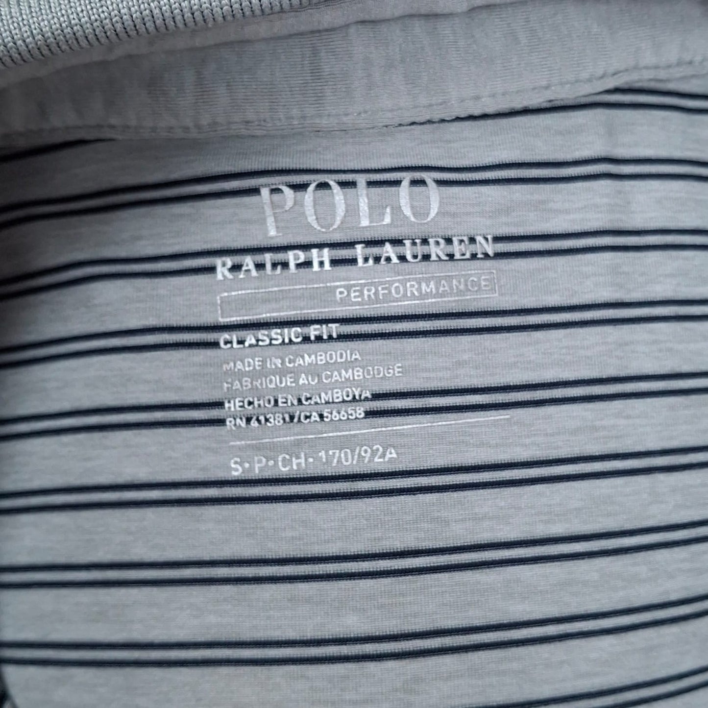 Camiseta Polo Ralph Lauren 🏇🏼 Color gris con patrón de rayas color Azul navy Talla S Entalle Clásico