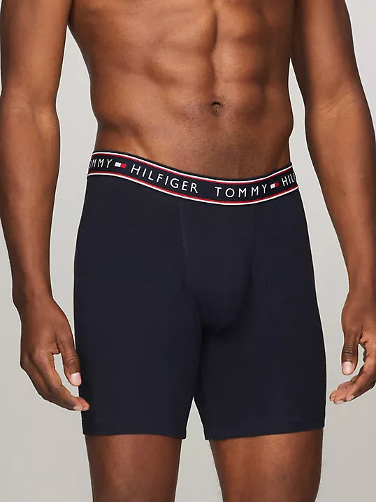 Paquete de 4 Boxer Briefs Tommy Hilfiger 🇺🇸  Tela algodón stretch color rojo, gris y negro Talla M