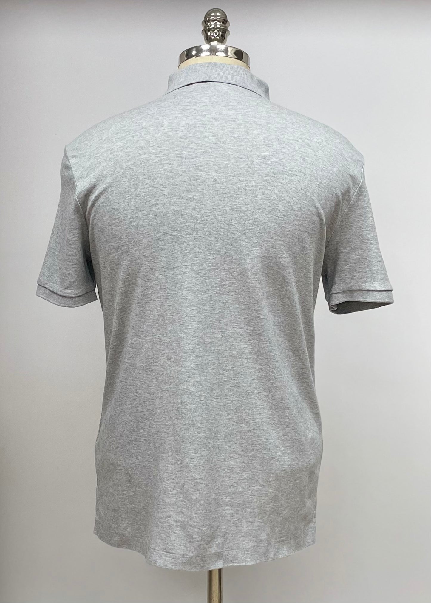 Camiseta Polo Ralph Lauren 🏇🏼color gris claro Talla M Entalle Clásico