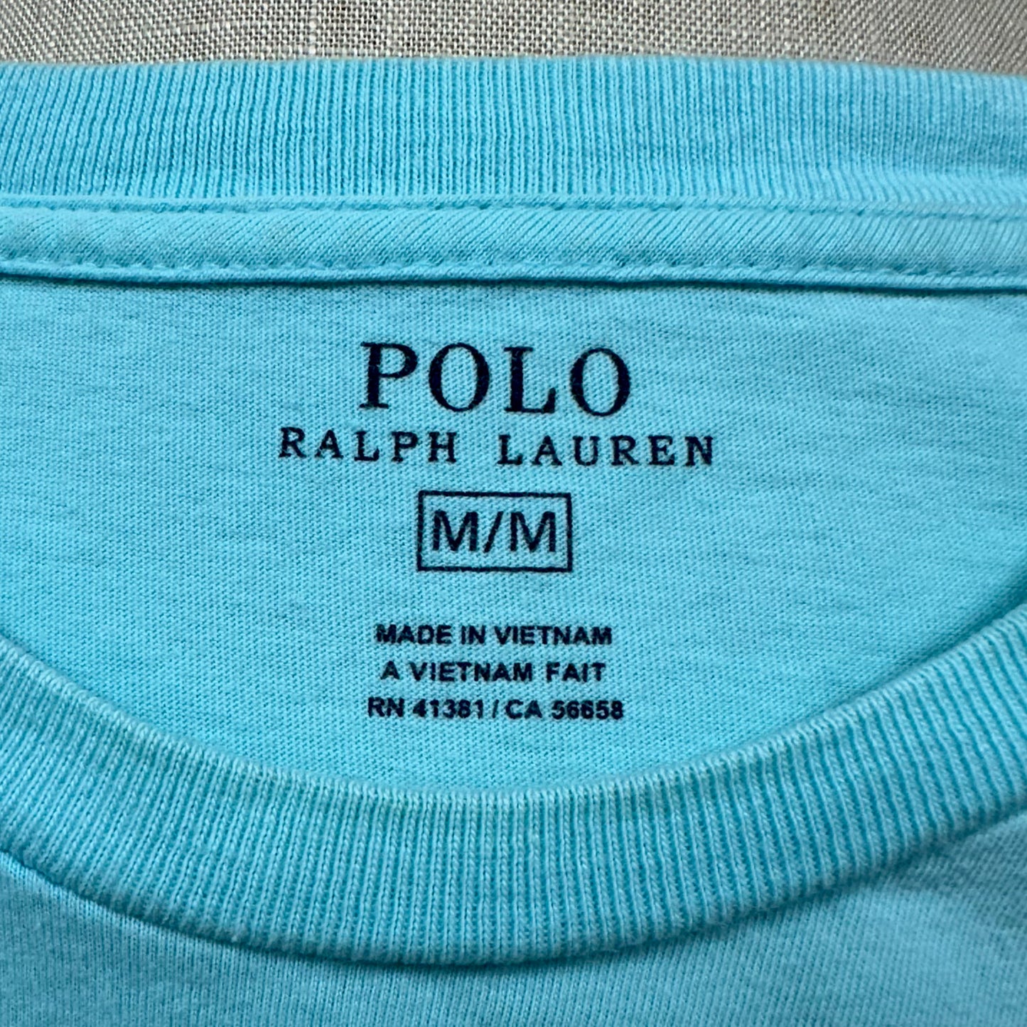 Camiseta cuello redondo Polo Ralph Lauren 🏇🏼 color celeste Talla M Entalle Regular